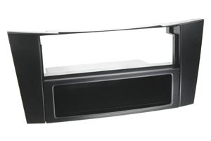 Obrázek z Ramecek autoradia Mercedes E-class 