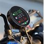 Obrázek z Voltmetr s teploměrem, hodinami a USB nabíječkou na motocykl 